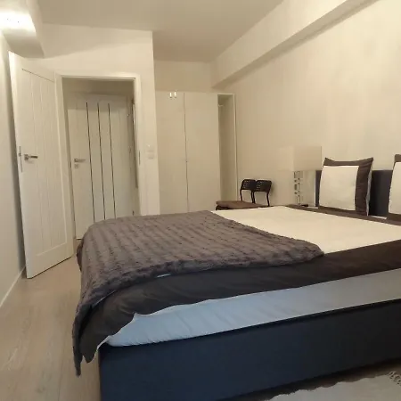 Apt Poz * Poznan